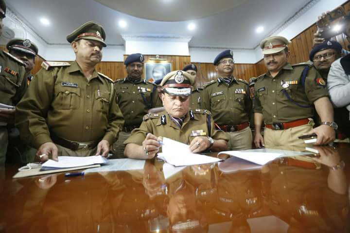 Photo of यूपी के नए डीजीपी ओपी सिंह ने लिया चार्ज