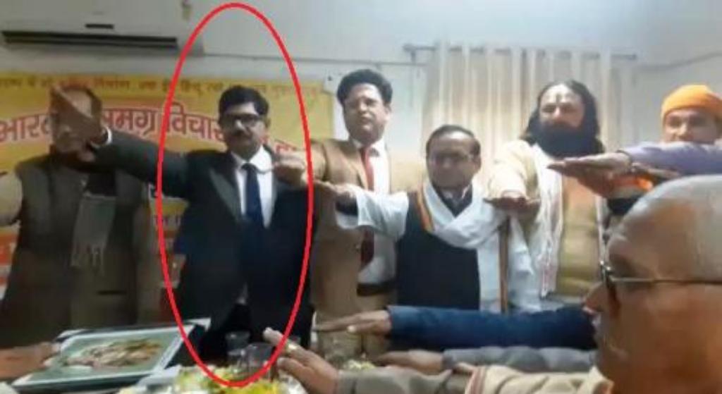 Photo of यूपी के सीनियर आईपीएस ने लिया अयोध्या में भव्य राममंदिर का संकल्प