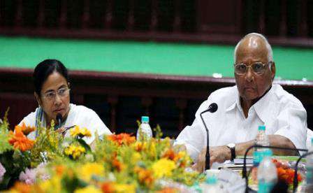 Photo of विपक्षी एकजुटता के लिए सोनिया के बाद अब पंवार की डिनर पोलिटिक्स